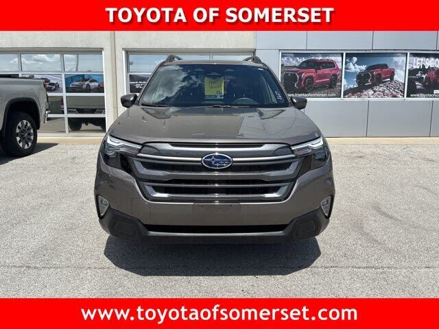 2025 SUBARU Forester