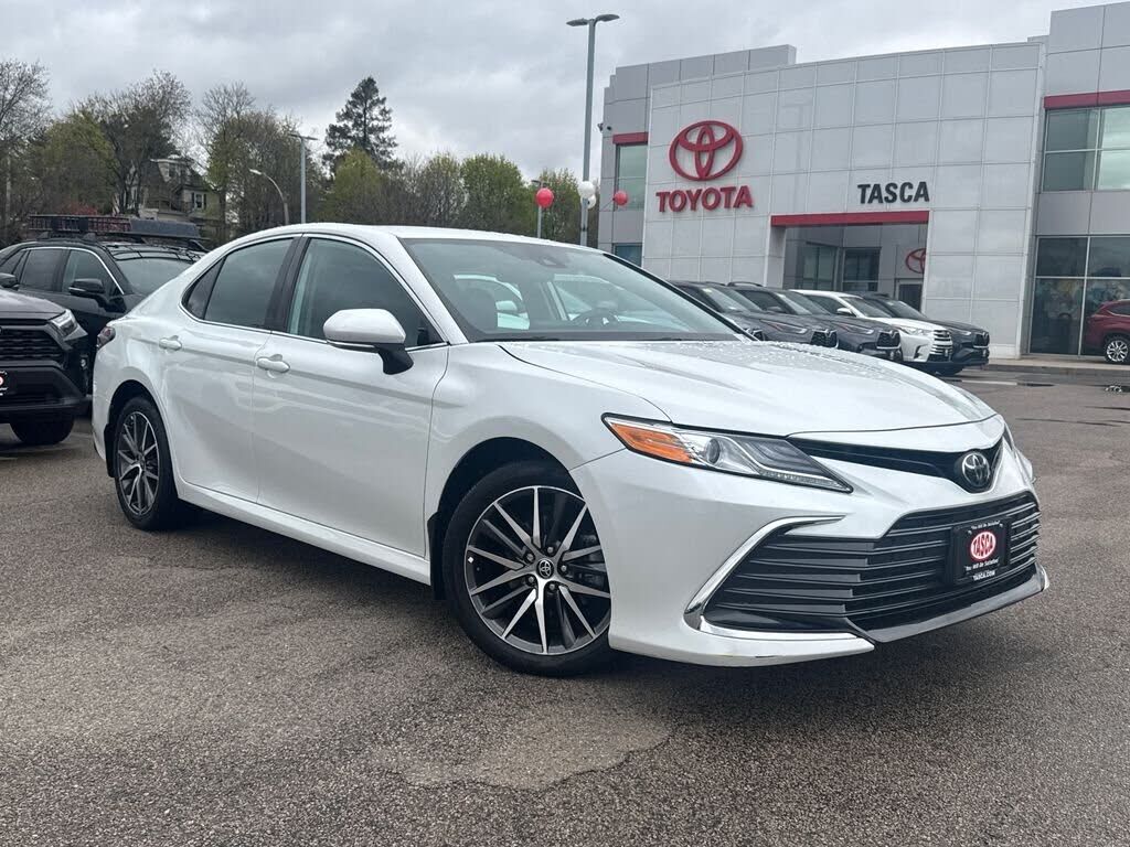 2023 TOYOTA Camry