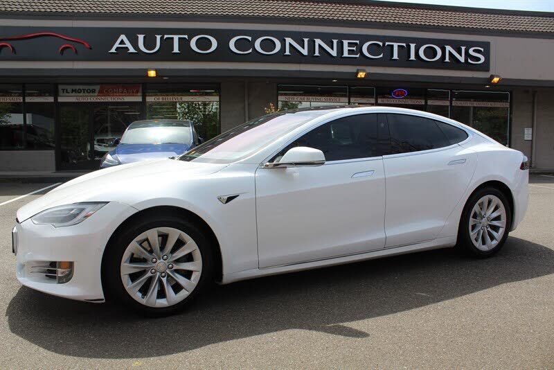 2017 TESLA Model S