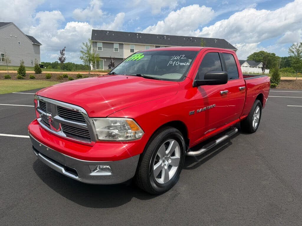 2012 DODGE Ram