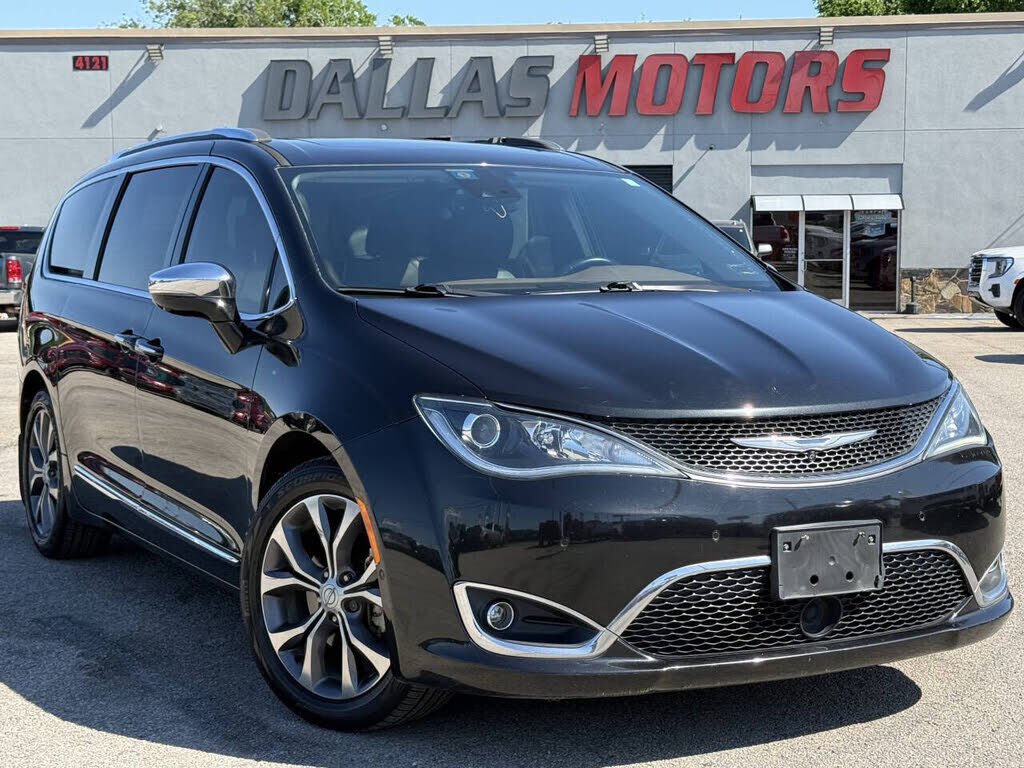 2017 CHRYSLER Pacifica