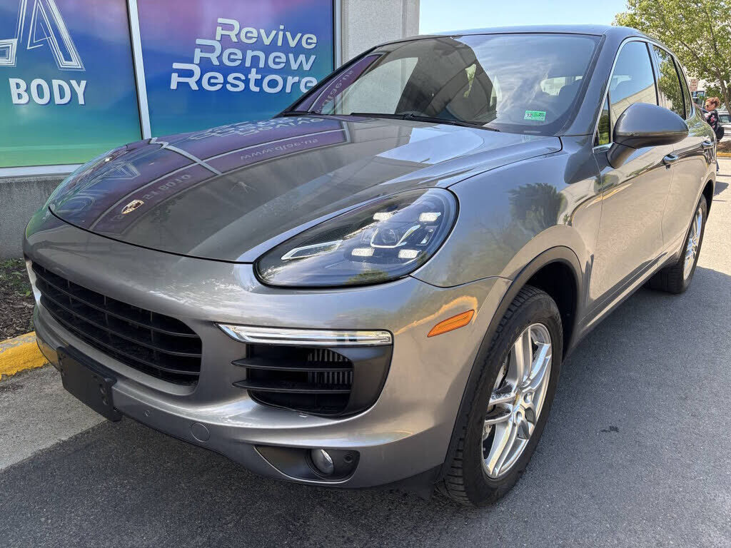 2016 PORSCHE Cayenne