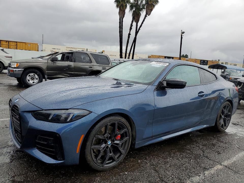 2025 BMW M4