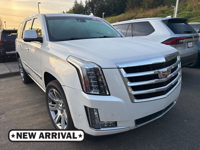 2017 CADILLAC Escalade