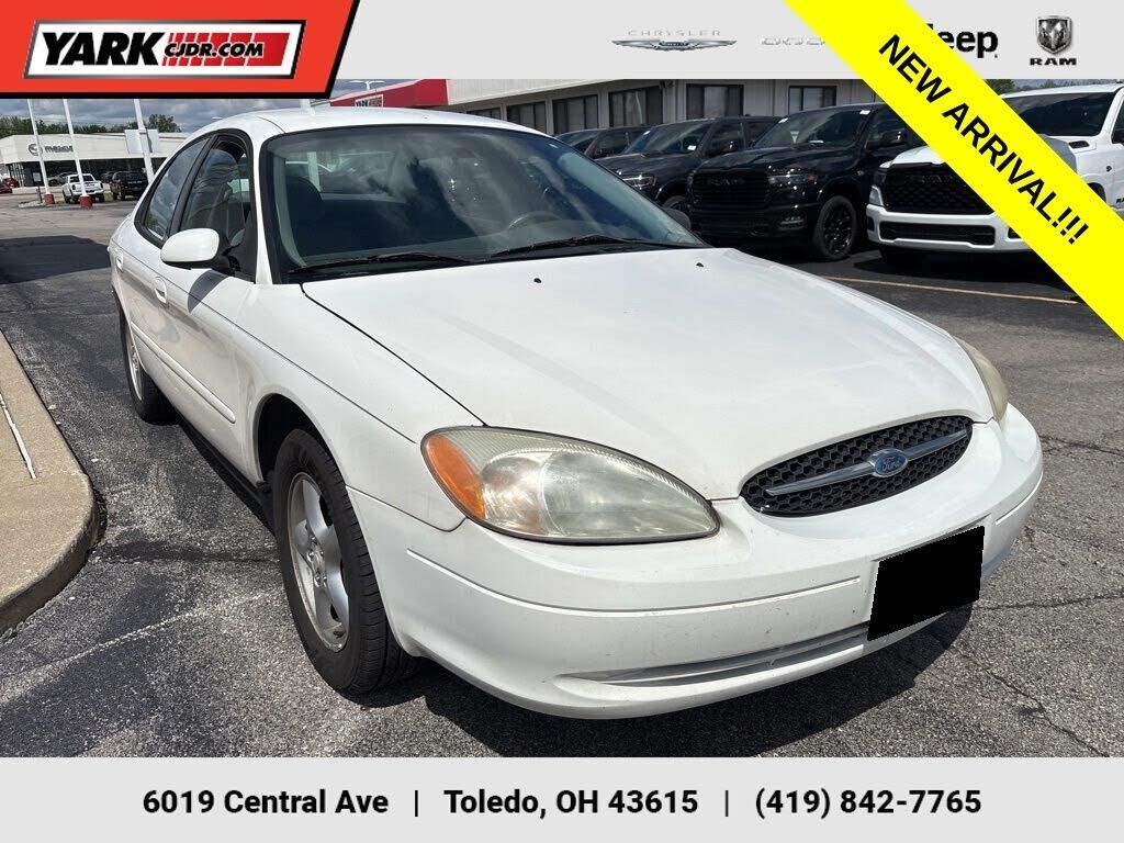 2003 FORD Taurus