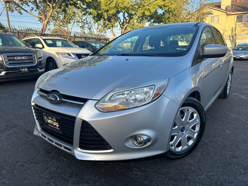 2012 FORD Focus