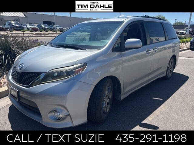 2015 TOYOTA Sienna