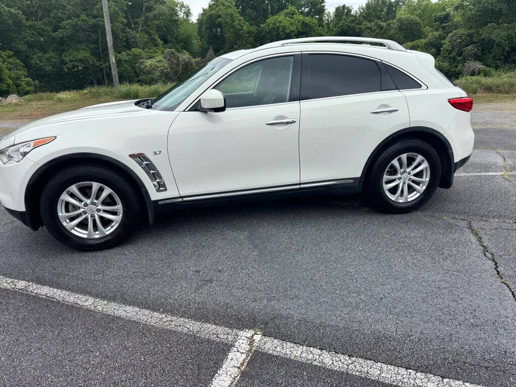 2014 INFINITI QX70