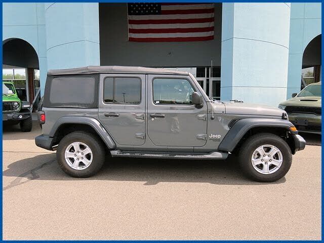 2021 JEEP Wrangler