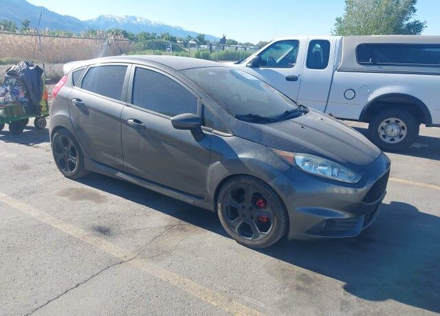 2016 FORD Fiesta