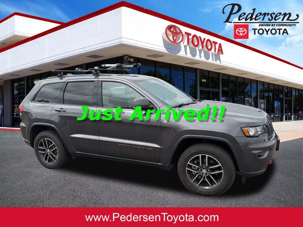 2017 JEEP Grand Cherokee