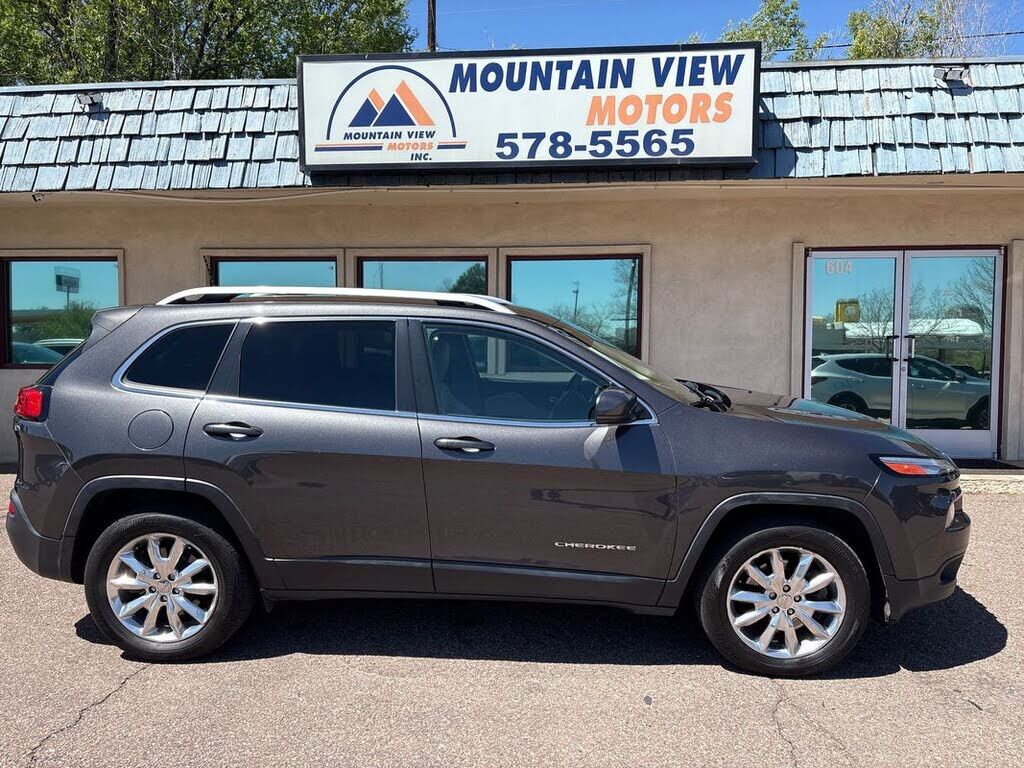 2017 JEEP Cherokee