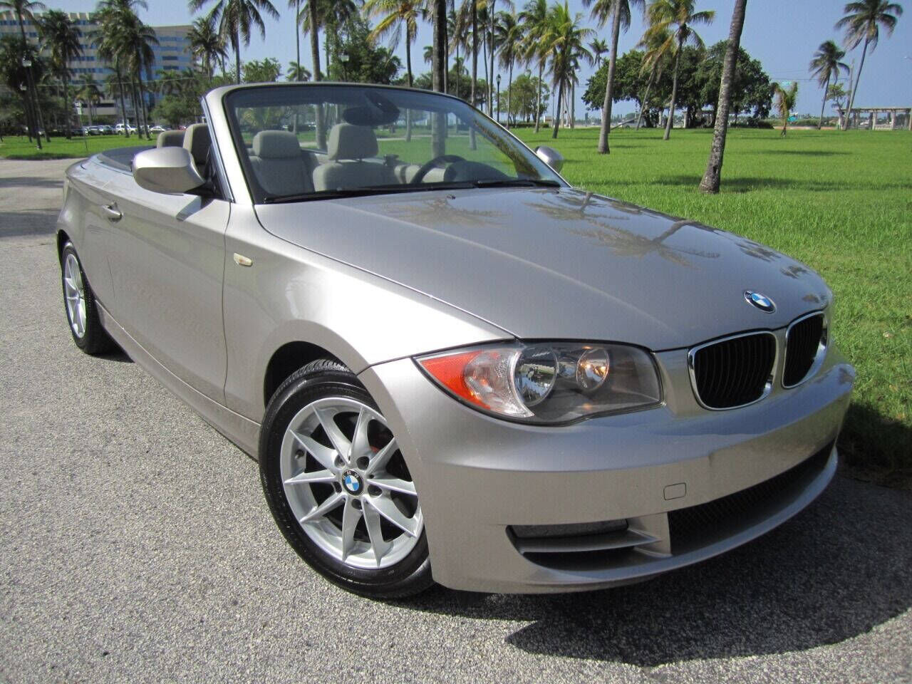 2010 BMW 1 Series