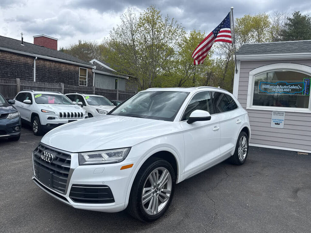 2018 AUDI Q5