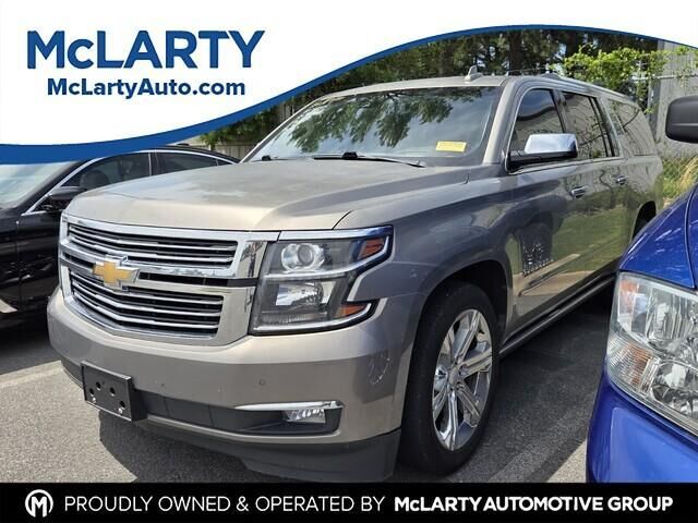2017 CHEVROLET Suburban