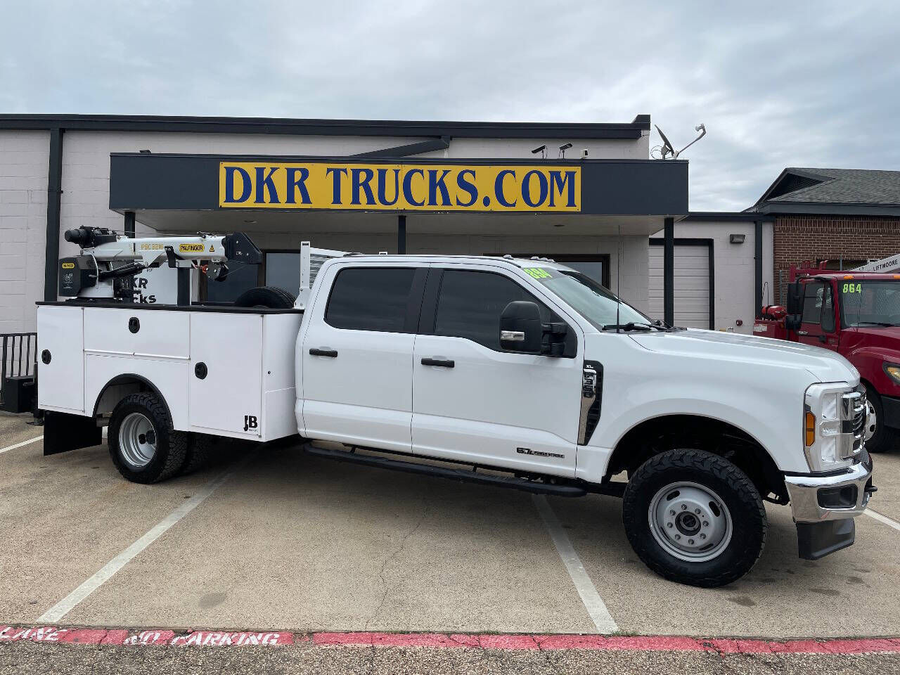 2024 FORD F-350