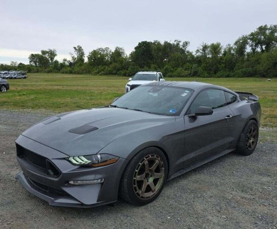 2021 FORD Mustang