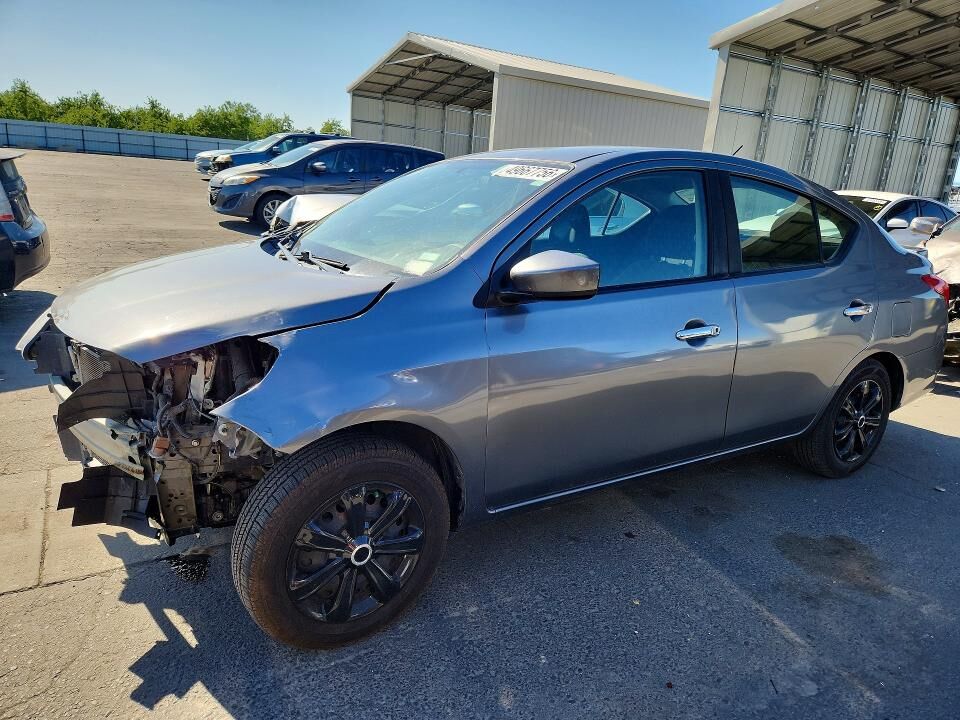 2019 NISSAN Versa
