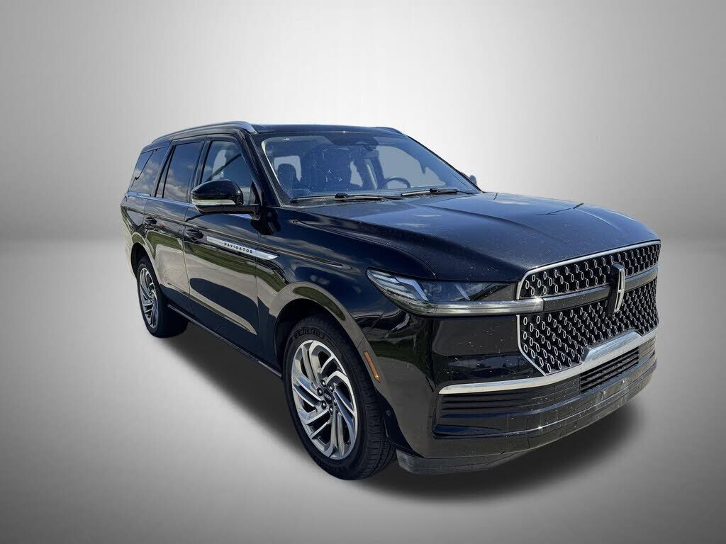 2025 LINCOLN Navigator