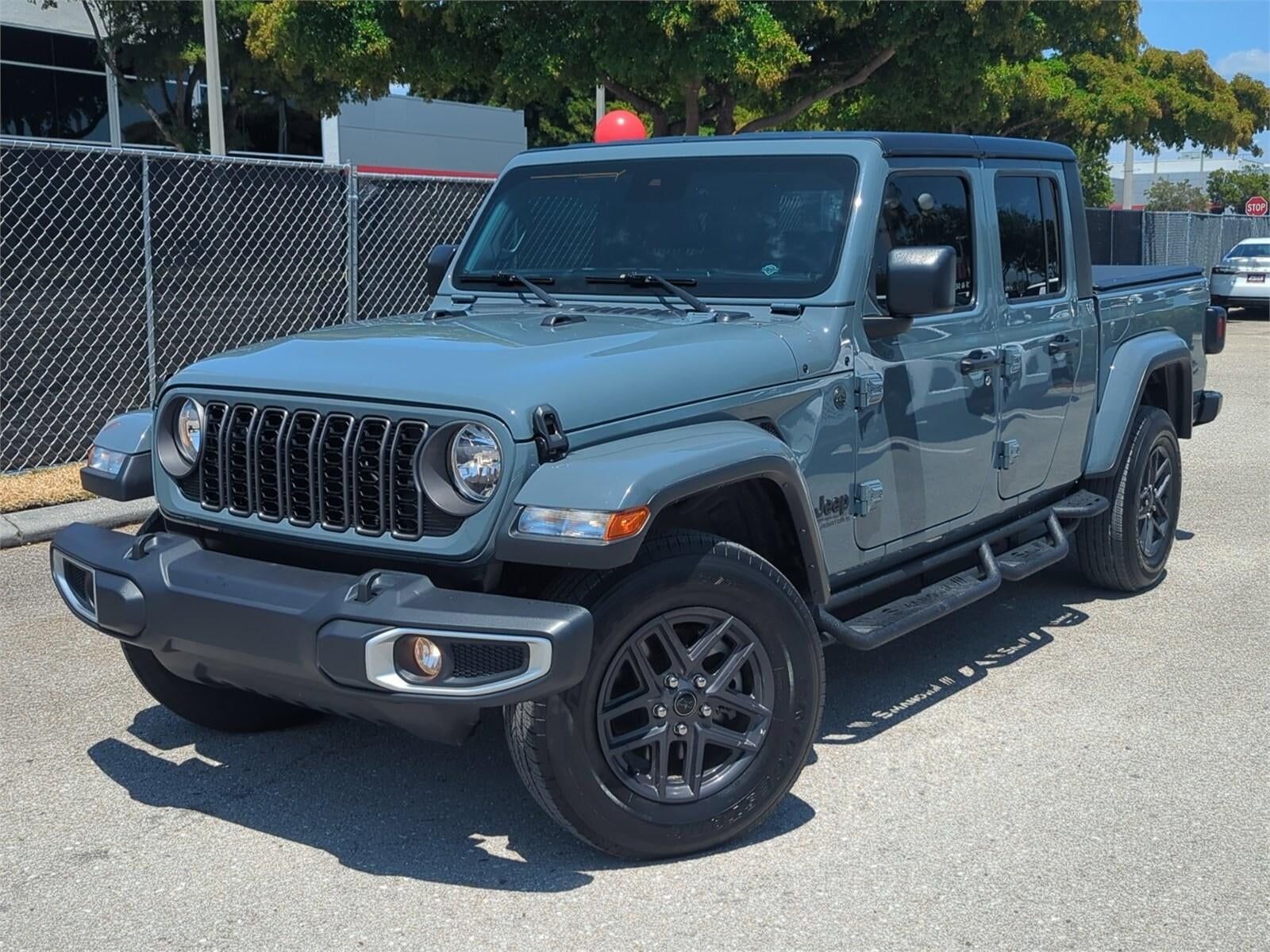 2024 JEEP Gladiator