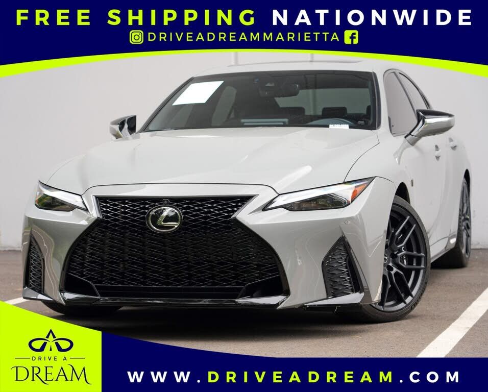 2022 LEXUS IS