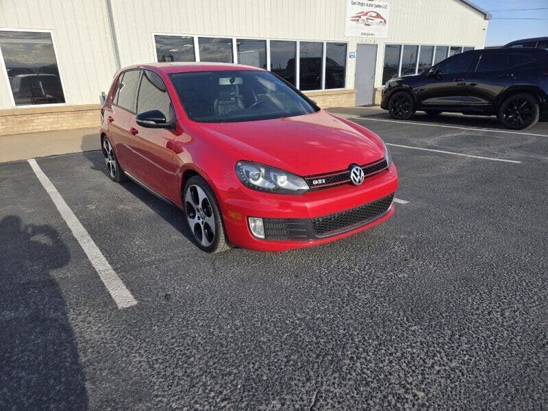 2011 VOLKSWAGEN GTI