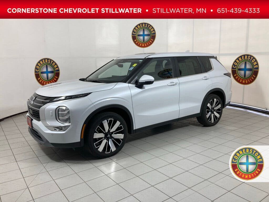 2025 MITSUBISHI Outlander