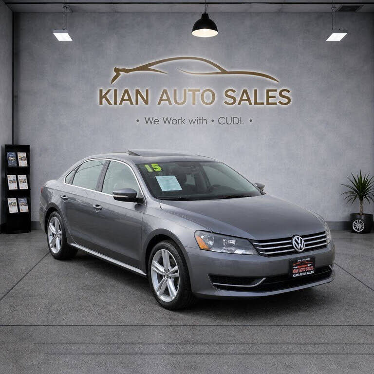 2014 VOLKSWAGEN Passat