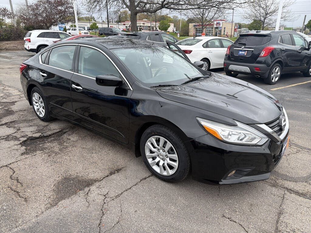2016 NISSAN Altima