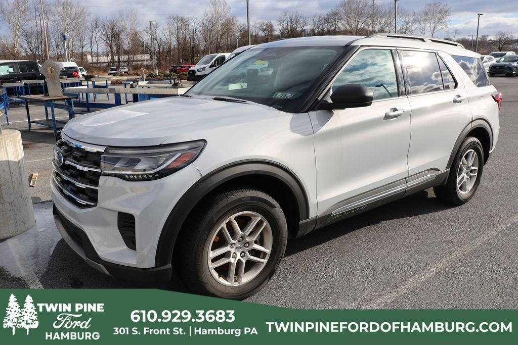 2025 FORD Explorer
