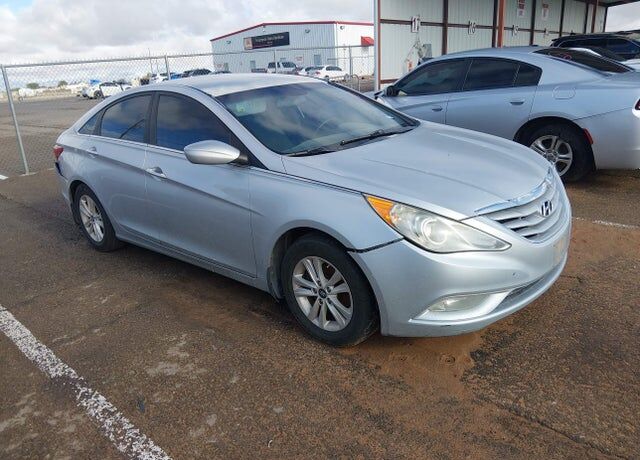 2013 HYUNDAI Sonata