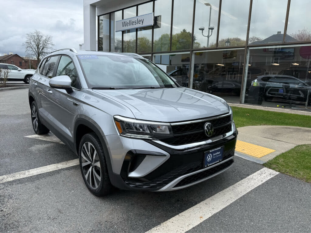 2024 VOLKSWAGEN Taos