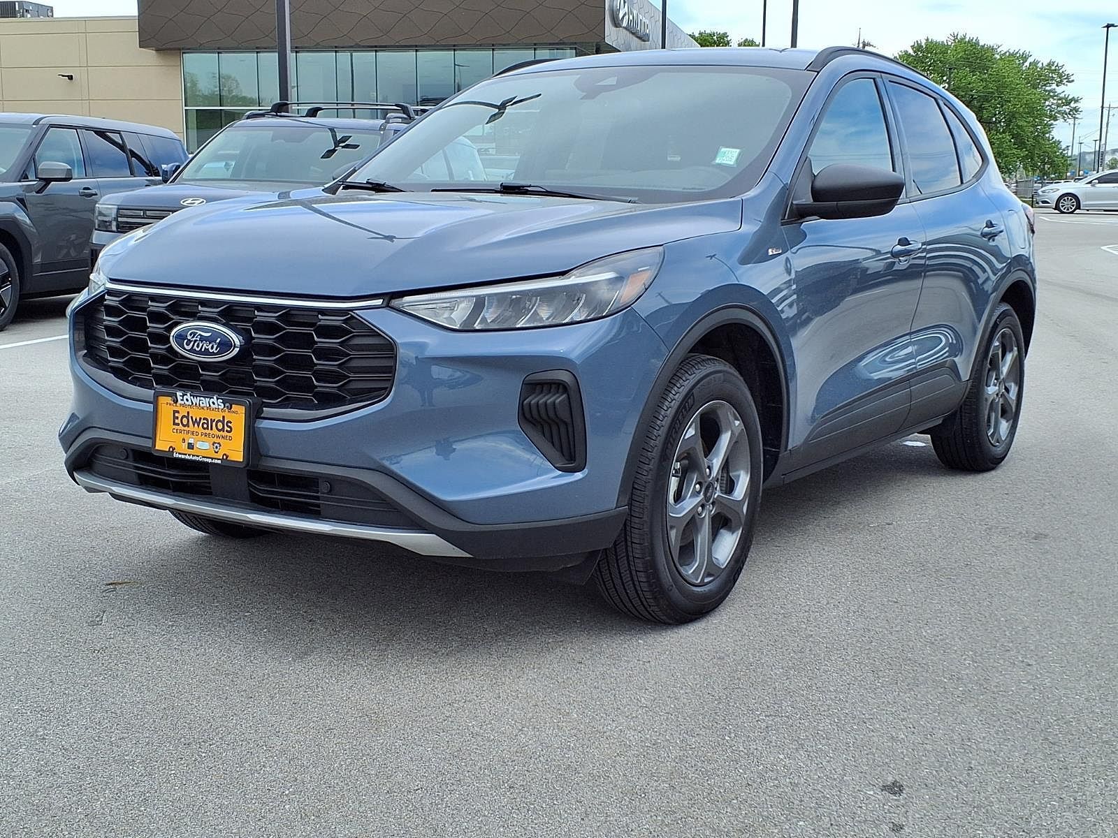 2025 FORD Escape
