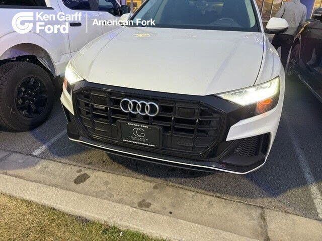 2020 AUDI Q8