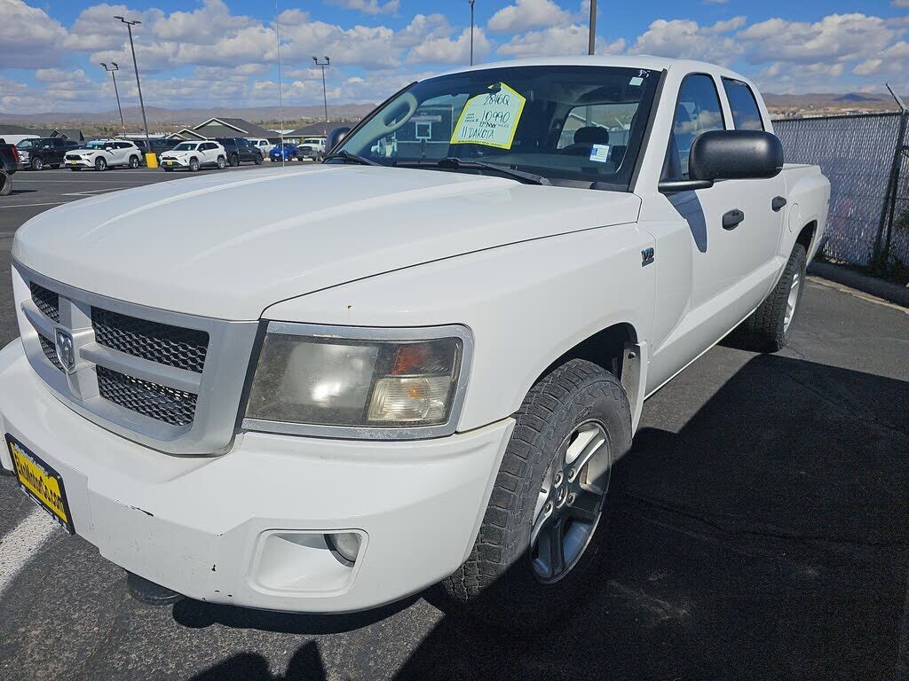 2011 DODGE Dakota