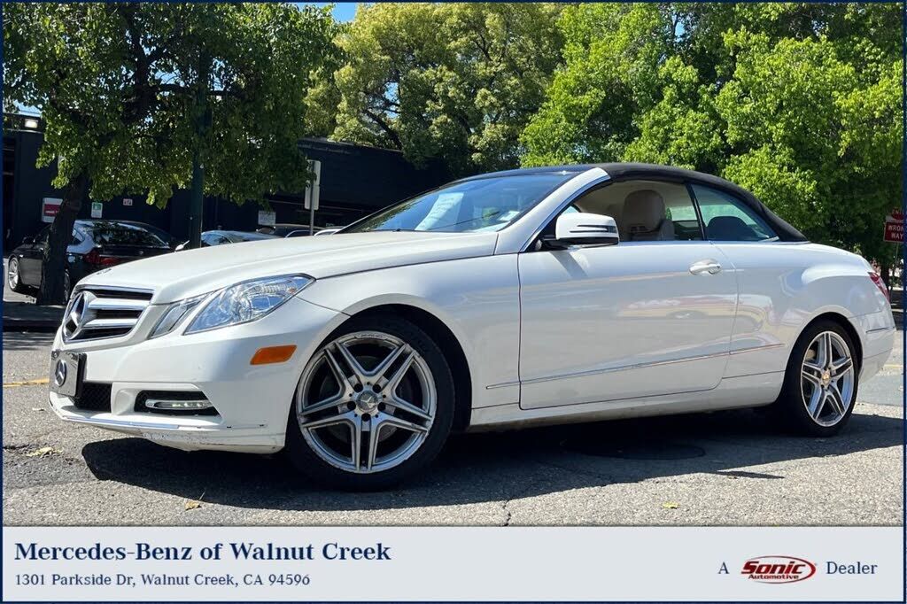 2013 MERCEDES-BENZ E-Class