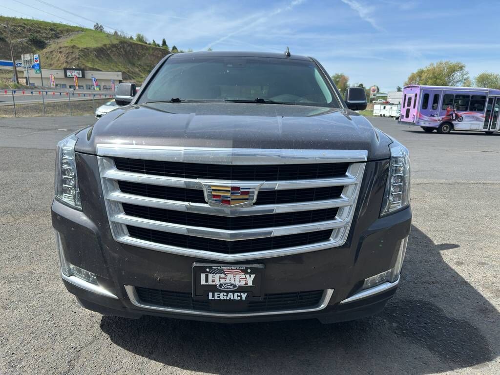 2016 CADILLAC Escalade