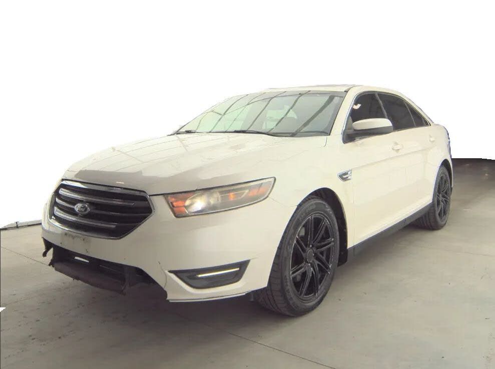 2015 FORD Taurus