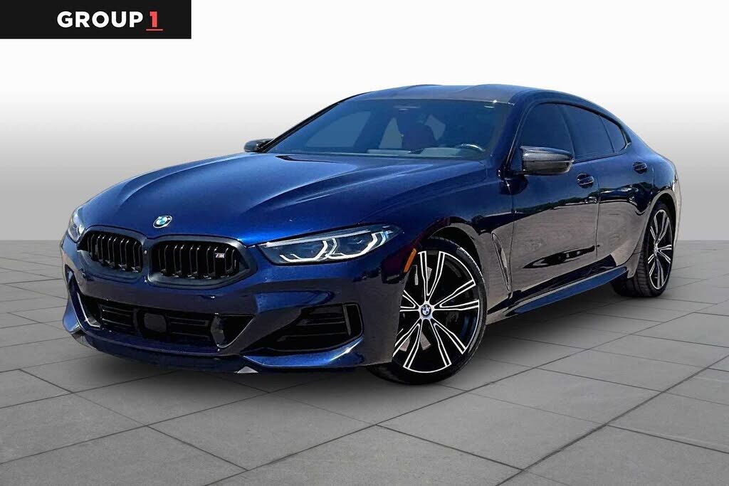 2023 BMW M8