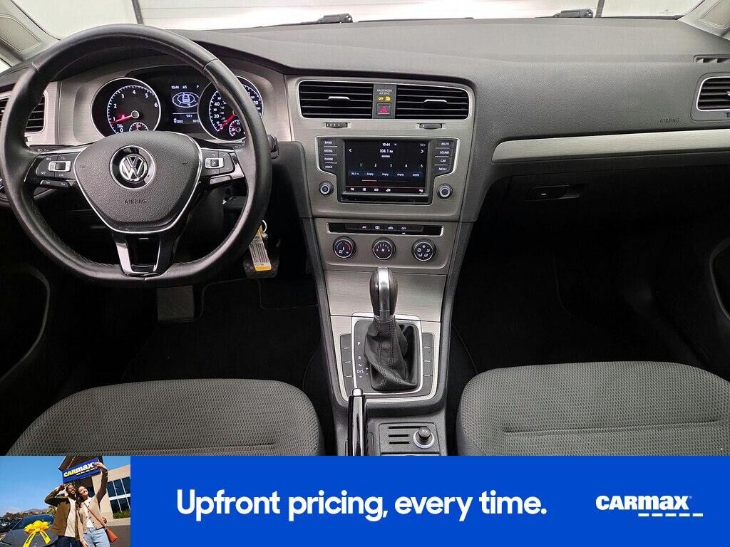 2016 VOLKSWAGEN Golf