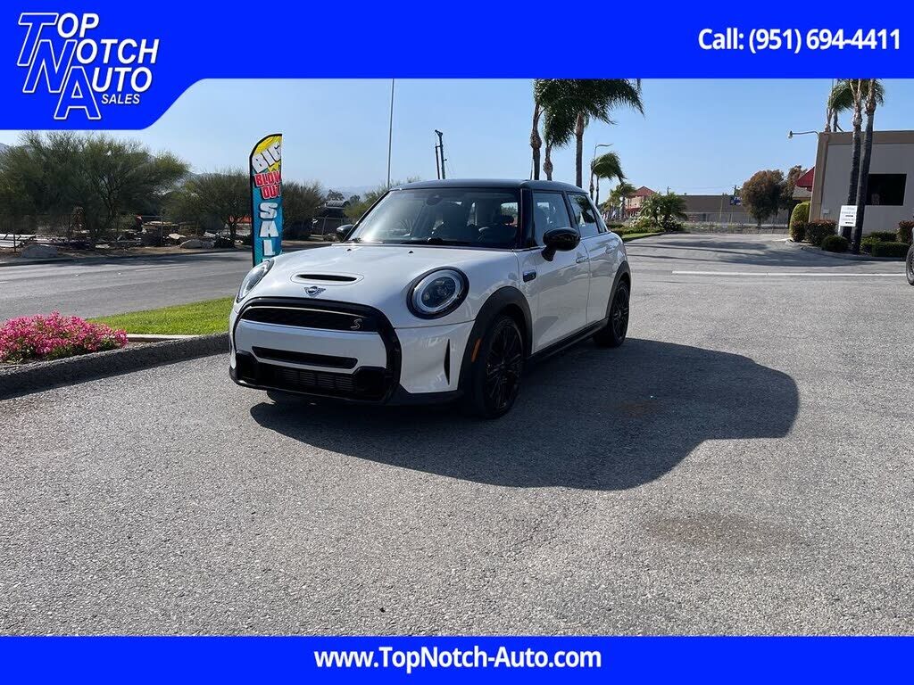 2023 MINI Hardtop