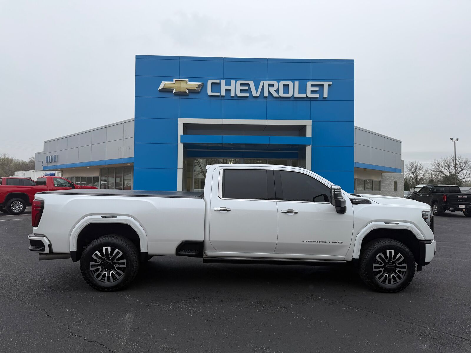 2025 GMC Sierra HD
