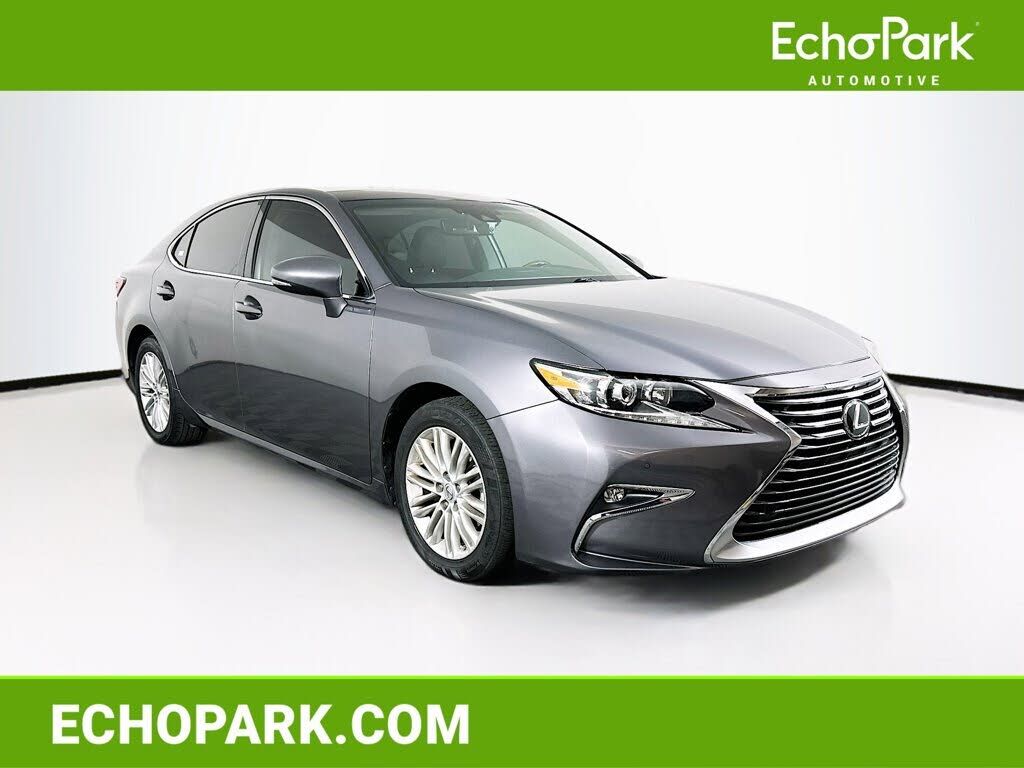 2016 LEXUS ES