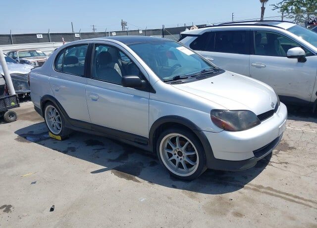 2002 TOYOTA Echo