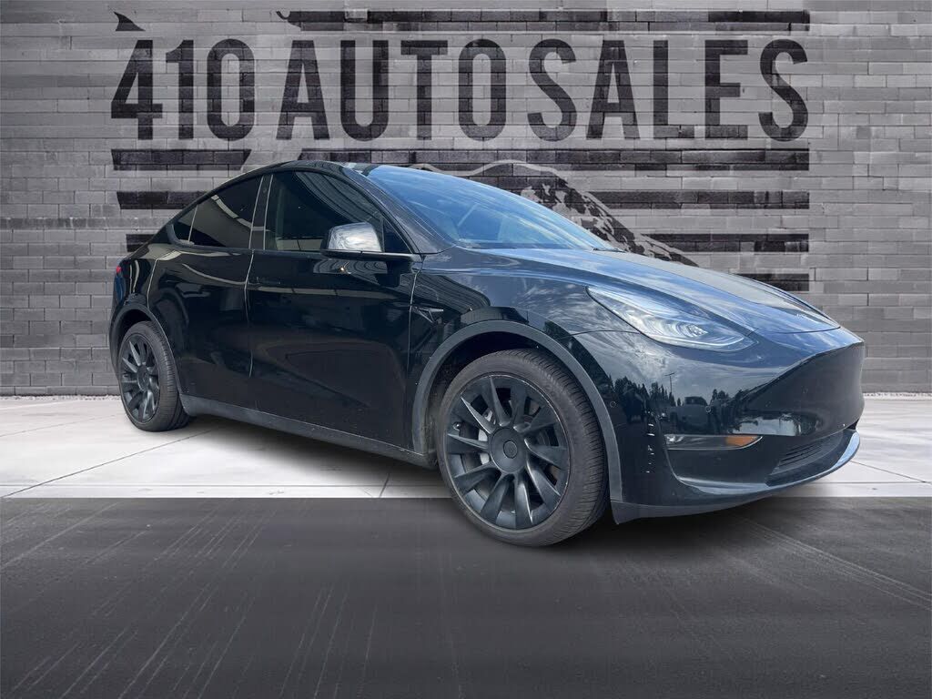2021 TESLA Model Y