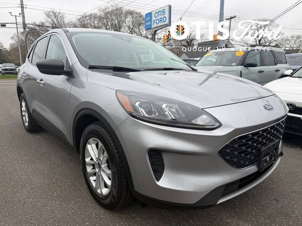 2022 FORD Escape