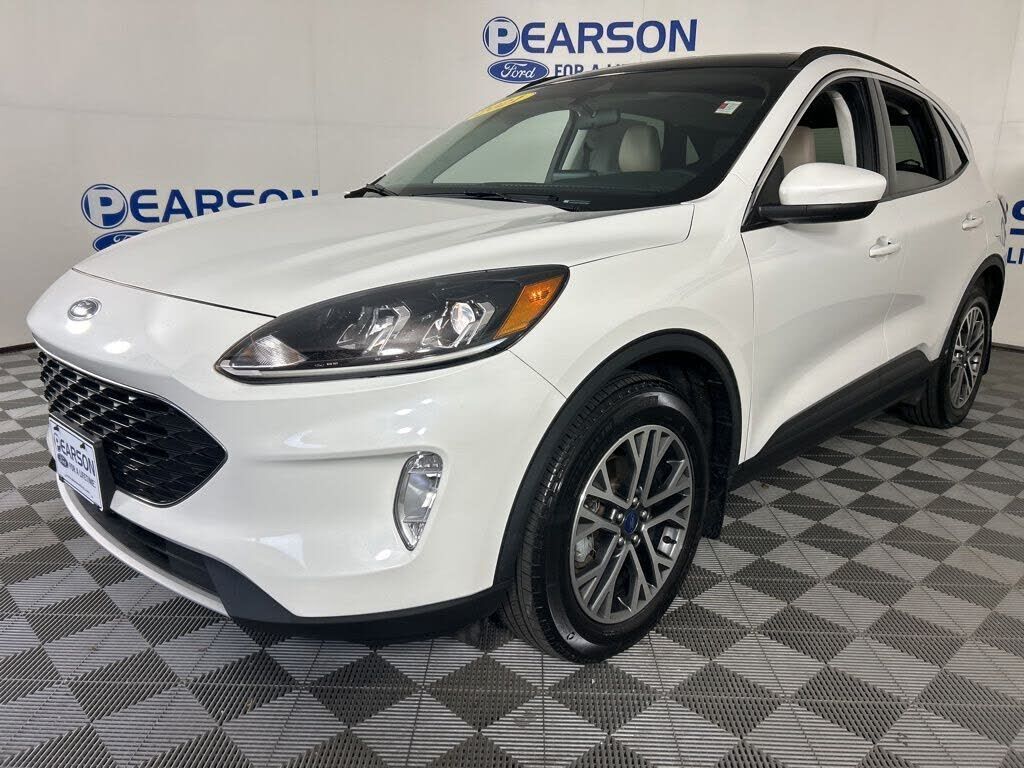 2021 FORD Escape