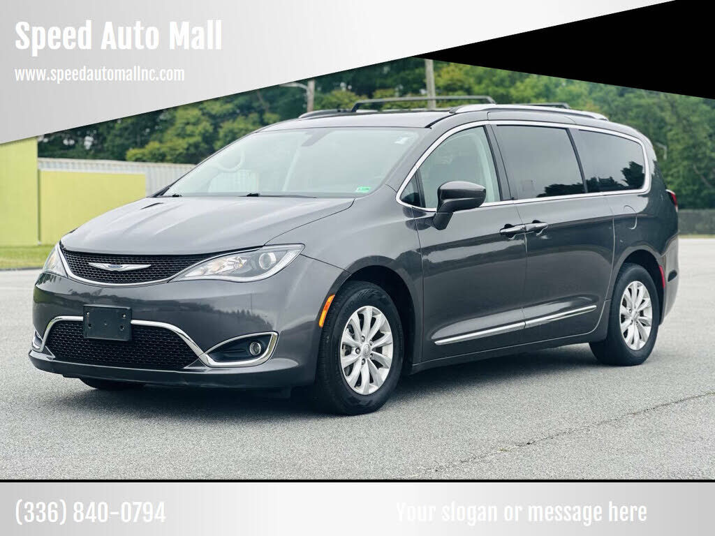 2019 CHRYSLER Pacifica