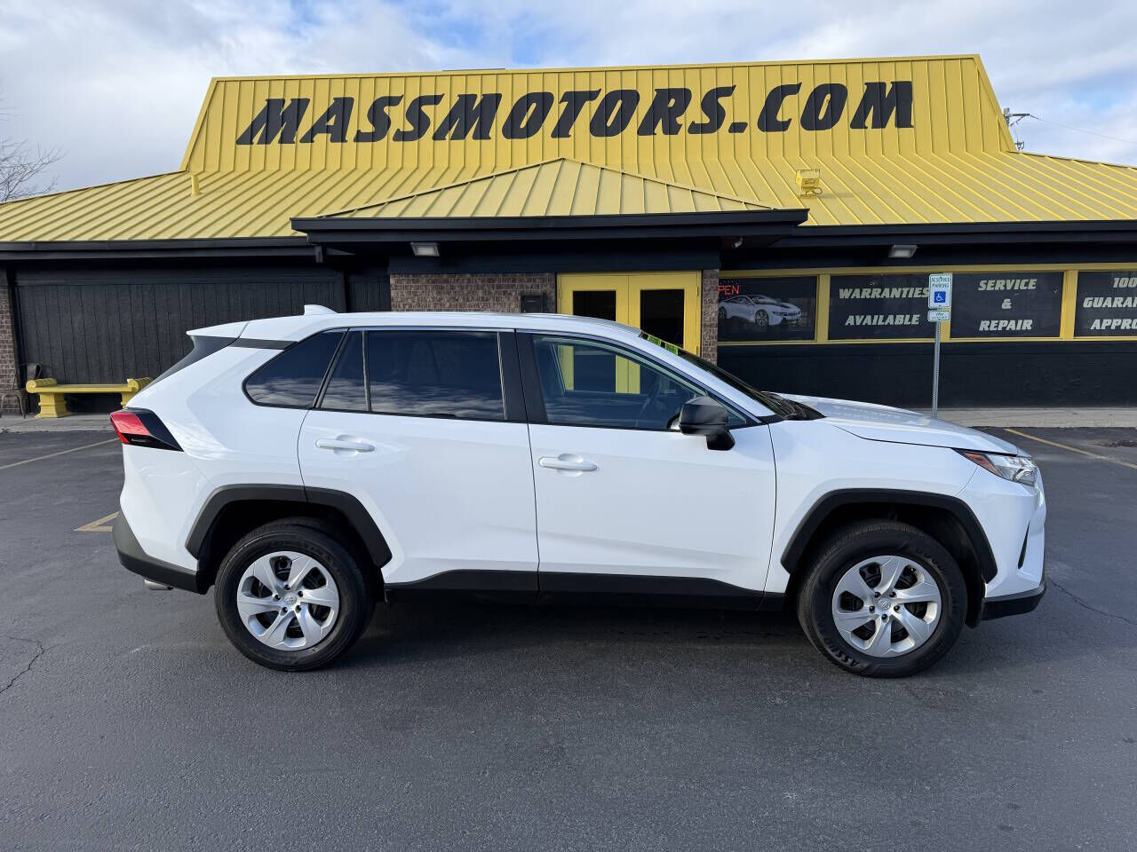 2024 TOYOTA RAV4
