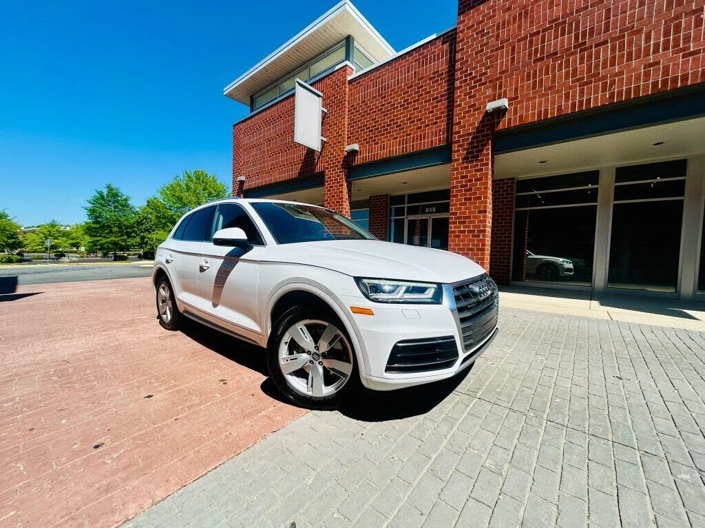 2018 AUDI Q5